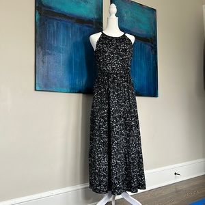 Old Navy Floral Maxi Dress - M